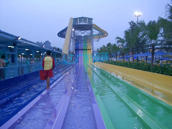 水上樂園設備-章魚六彩滑梯 水上樂園設備-章魚六彩滑梯