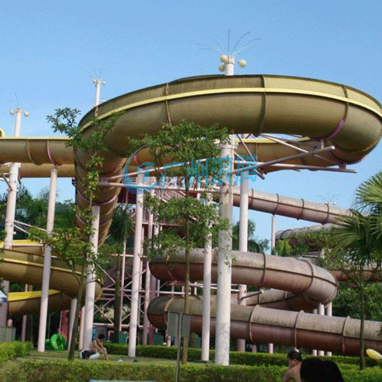 水上樂園設備-螺旋組合滑梯 水上樂園設備-螺旋組合滑梯