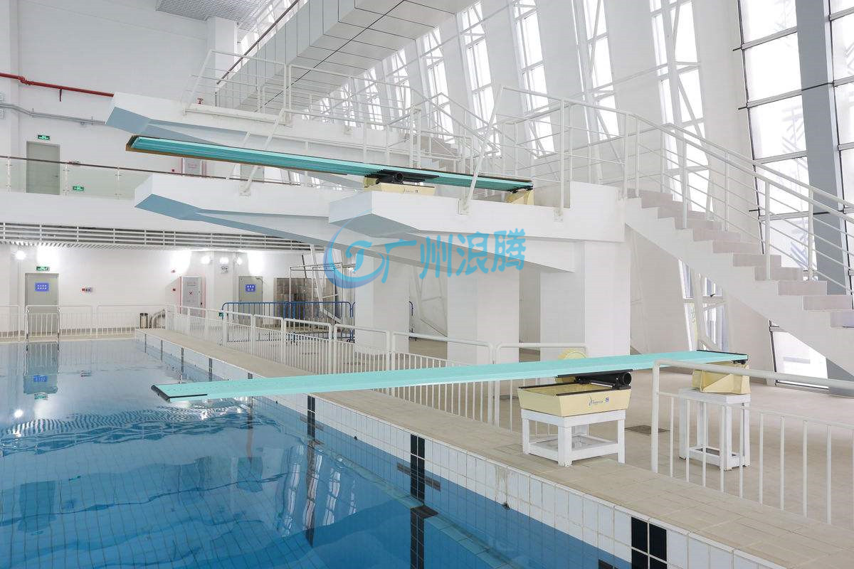 水上游樂設(shè)備-跳水池 水上游樂設(shè)備-跳水池